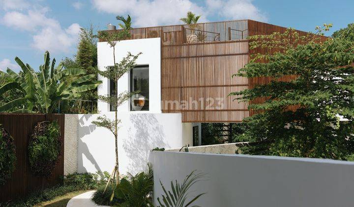 Stunning 5 Bedroom River Villa With Ocean Views In Pererenan 2