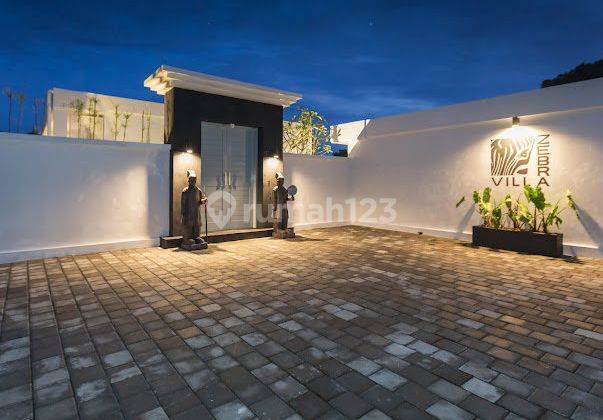  Calm and Peaceful, Unique Four Bedroom Villa with Big Swimming Pool for Lease in Ubud 2