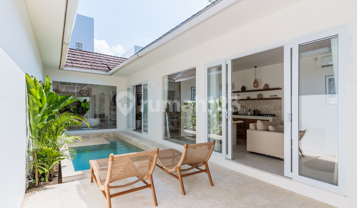 Brand New One Bedroom + Office Villa With Close Distance To Melasti Beach