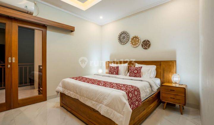 3 Bedroom Villa With Ricefields Views Surrounding For Sale In Ubud 2