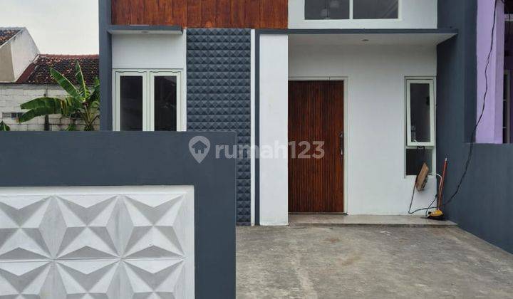 Rumah Desain Minimalis Murah Di Pucang Gading 2