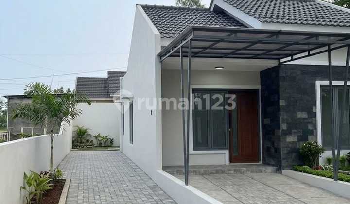 Comfortable Residence in Sekaran, UNNES Campus Semarang 1