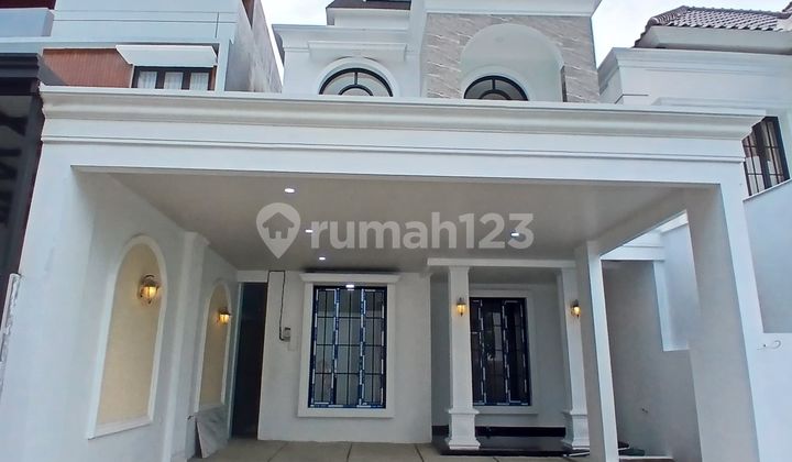 Hunian Eksklusif 2 Lantai Mewah Di Banyumanik 1