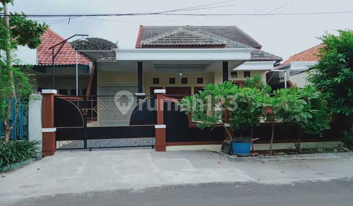 Rumah Tengah Kota Bebas Banjir Lt 308m2 2