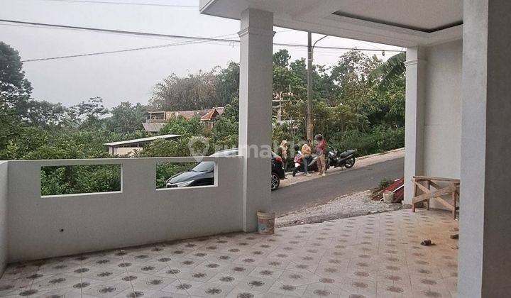 Rumah Mewah Lokasi Strategis Jalan Lebar 2