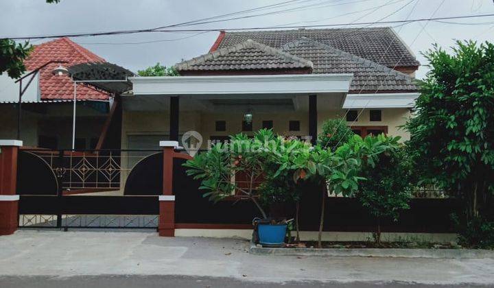 Rumah Bagus Lokasi Strategis Tengah Kota 1