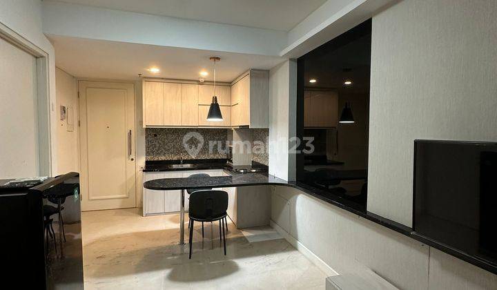 Apartemen lux 1 br Landmark Residence Furnished 2