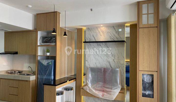 Unit perawan Apartemen Vasanta Innopark Baru Furnished 2