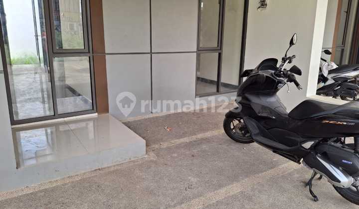 A Nice House in Taman Kopo Indah V Housing Complex, Rahayu, Margaasih, Bandung, West Java, Indonesia, 40218, Taman Kopo Indah