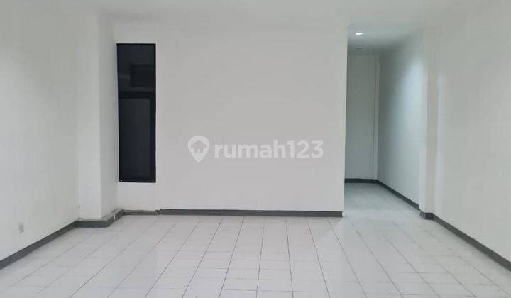 Cocok Untuk Kantor, Bank Ruko3 Lantai Sudah Renovasi 2