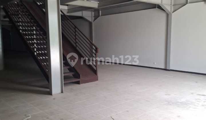 Warehouse 1357.0 m² in Borma Supermarket, Jl. Terusan Kopo, Pangauban, Katapang, Bandung, West Java, Indonesia, 40921, Kopo Unfurnished SHM Warehouse 1357.0 m² in Borma Supermarket, Jl. Terusan Kopo, Pangauban, Katapang, Bandung, West Java, Indonesia, 40921, Kopo Unfurnished SHM