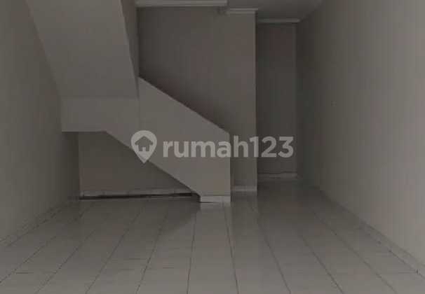 Shop House in Caringin 100.0 m² Unfurnished Freehold Certificate 2