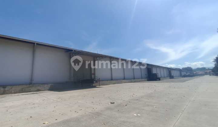 Super Great Warehouse _ Rancaekek_5 Minutes to Cileunyi Toll Road, Traffic Jam Free 28000.0 m² Super Great Warehouse _ Rancaekek_5 Minutes to Cileunyi Toll Road, Traffic Jam Free 28000.0 m²