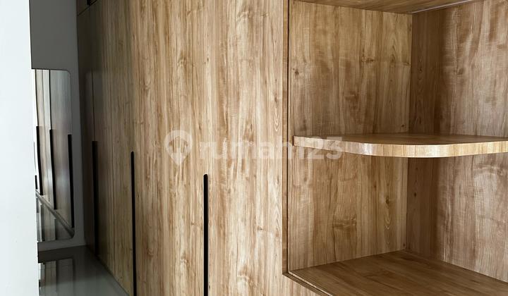 Bebas Banjir, 2 Lantai, SHM, Siap Huni,