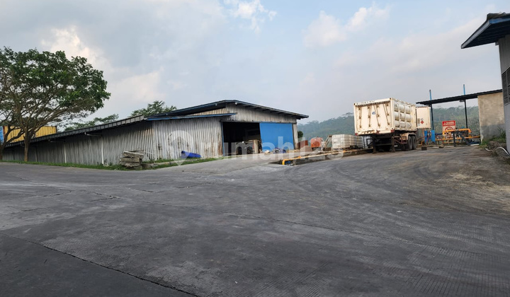 Sudah Ada Kantor Bagus Gudang di Temanggung Luas