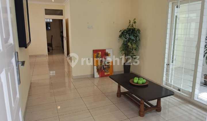 Rumah Bagus Di Talaga Bodas Semi Furnished 