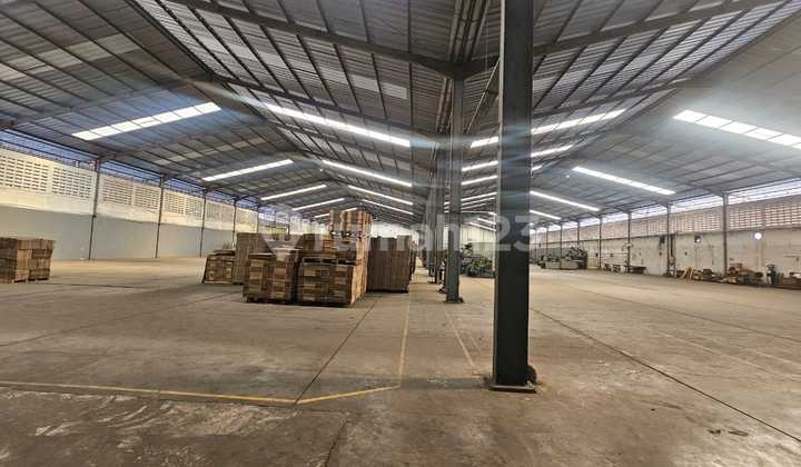Good Warehouse at Jl. Tol. Cikarang Barat Kp. Mariuk No. 30, Gandasari, Cikarang Barat, Bekasi, West Java, Indonesia, 17530, Cibitung 8280.0 m² Freehold Title Unfurnished.