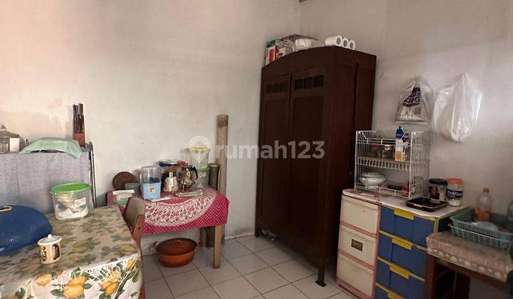 Cocok.buat.kosan. Rumah Semi Furnished Sudah Renovasi di kebon bibit, Sayap Dago 2