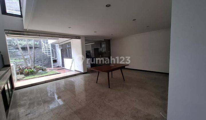 Cocok Untuk Expetariat Rumah 2 Lantai Bagus Shm 2