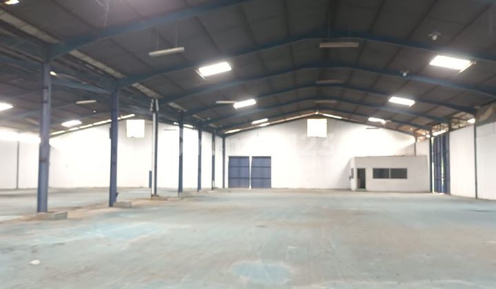 Gudang Disewakan di Cikupa Tangerang Banten Bagus 8000 m 