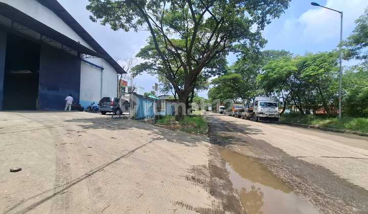 Bebas Banjir, Dekat Akses Pelabuhan, Siap Huni,