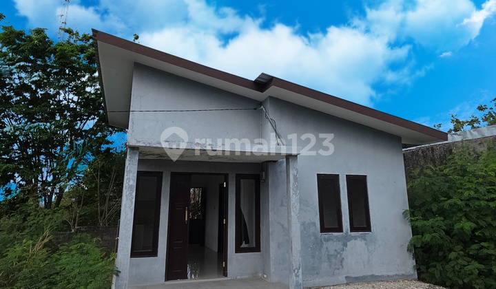 FOR SALE: VERY LARGE HOUSE AND LAND IN A STRATEGIC LOCATION, IDEAL FOR INVESTMENT, IN SIKUMANA AREA, KUPANG CITY, NTT FOR SALE: VERY LARGE HOUSE AND LAND IN A STRATEGIC LOCATION, IDEAL FOR INVESTMENT, IN SIKUMANA AREA, KUPANG CITY, NTT