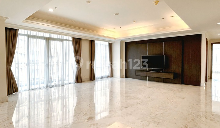 Fast Sale Botanica Apartment 3 BR Furnished