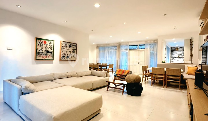 Fast Sale House In Scbd 3 BR Full Furnished 2