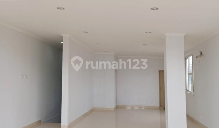 For Rent Shop House Hook at Golden Boulevard, BSD