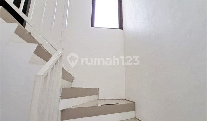 Dijual Rumah Bagus di Cluster The Oasis Bintaro 2