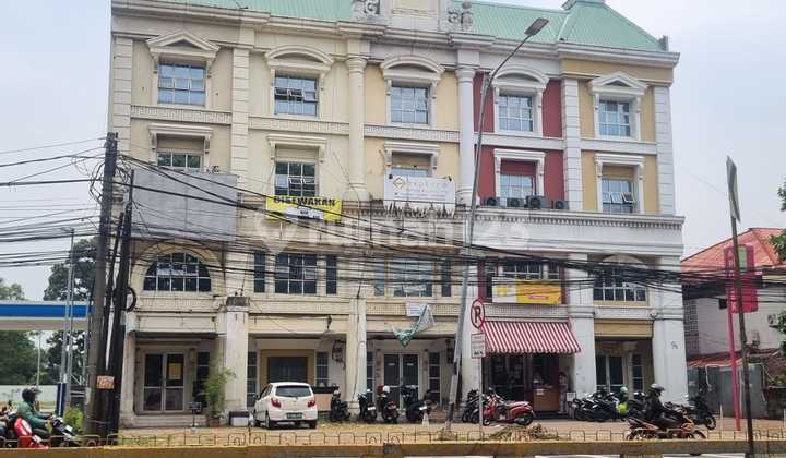 Ruko 4 Lantai Non Furnished Lokasi Strategis di Pancoran, Jaksel Ruko 4 Lantai Non Furnished Lokasi Strategis di Pancoran, Jaksel