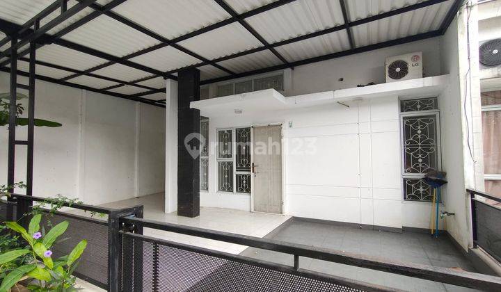 Dijual Rumah di Central Karawaci, Tangerang 1