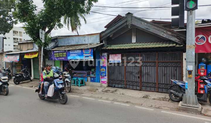 Rumah dengan Lokasi Strategis Banyak Kamar di Ciputat, Tangsel 2