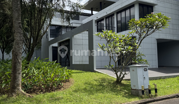 Rumah Siap Huni di Cluster Scarlet Gading Serpong, Tangerang