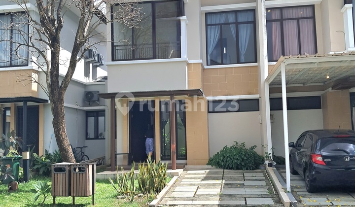 Rumah Hadap Utara SHM 2 Lantai Semi Furnished di Illustria BSD