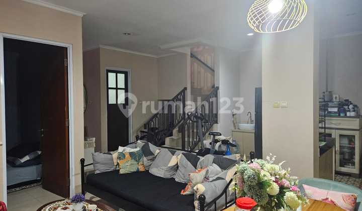 Semi-Finished House with Kitchen Set Near Toll Road in Bintaro, Tangsel