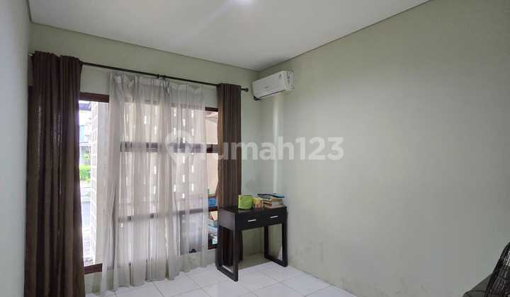 Rumah Semi Furnished dengan ac dan Kitchen Set Siap Huni, Bintaro 2