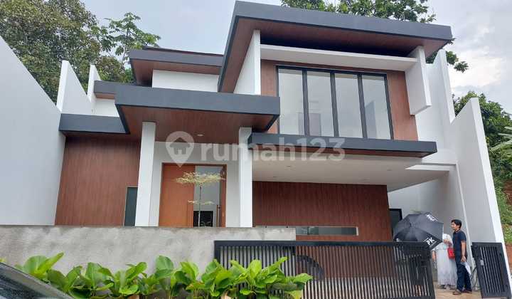 Rumah Brand New 2 Lantai 3 Kamar Dekat MRT Lebak Bulus, Cinere