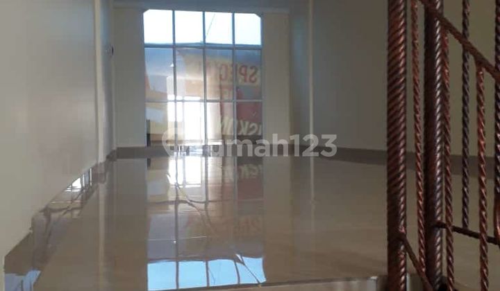 Ruko 3.5 Lantai SHM Unfurnish Hadap Utara Parkir Luas di Bintaro Ruko 3.5 Lantai SHM Unfurnish Hadap Utara Parkir Luas di Bintaro