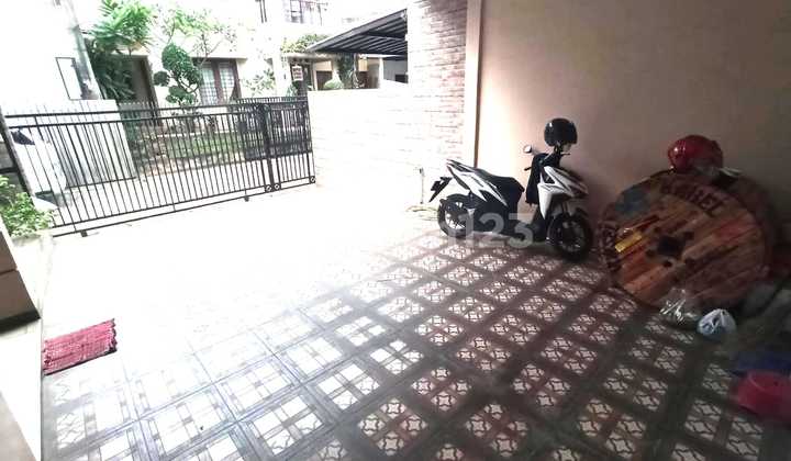 Rumah Murah Turun Harga Halaman Luas di Bintaro Sektor 4 2