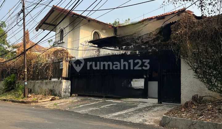 Rumah Hitung Tanah Posisi Hook Lokasi Strategis Kuningan Jaksel Rumah Hitung Tanah Posisi Hook Lokasi Strategis Kuningan Jaksel