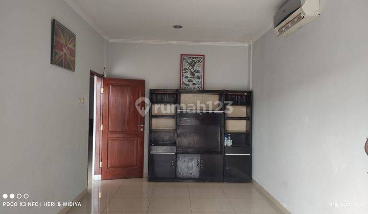 Rumah 2 Lantai Unfurnished Lokasi Strategis di Cilandak Jaksel 2