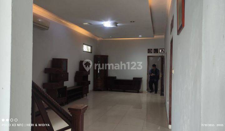 Rumah 2 Lantai Unfurnished Lokasi Strategis di Cilandak Jaksel 1