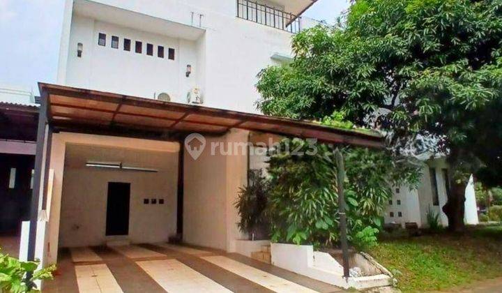 garasi/carport rumah mewah luas posisi hook
