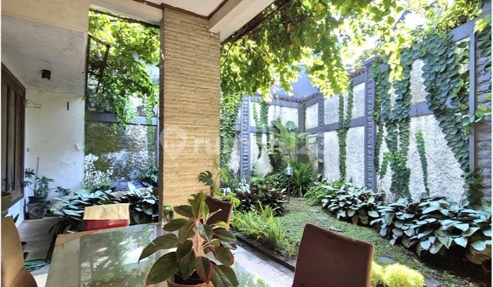 Rumah Bagus Bangunan Mandiri di Bintaro Sektor 9 Tangerang Selatan