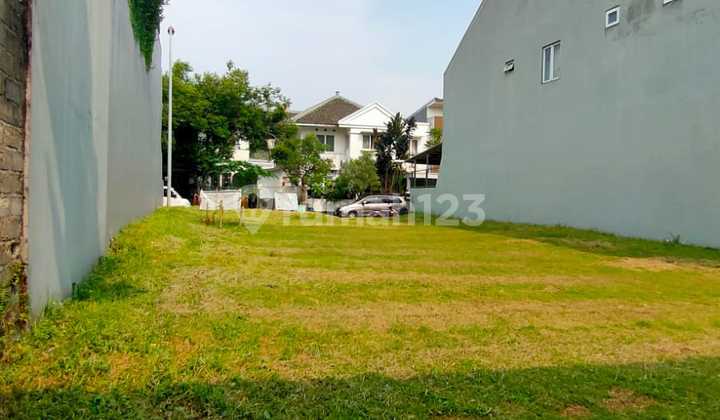 Ready-to-Build Residential Plot in BSD, South Tangerang Ready-to-Build Residential Plot in BSD, South Tangerang