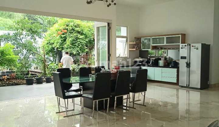 Rumah Bagus Bangunan Mandiri Terawat Lokasi Elite di BSD City Rumah Bagus Bangunan Mandiri Terawat Lokasi Elite di BSD City