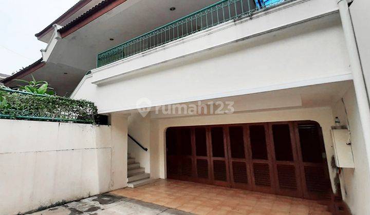 Rumah Lama Murah Dekat Lapangan Golf Pondok Indah  1