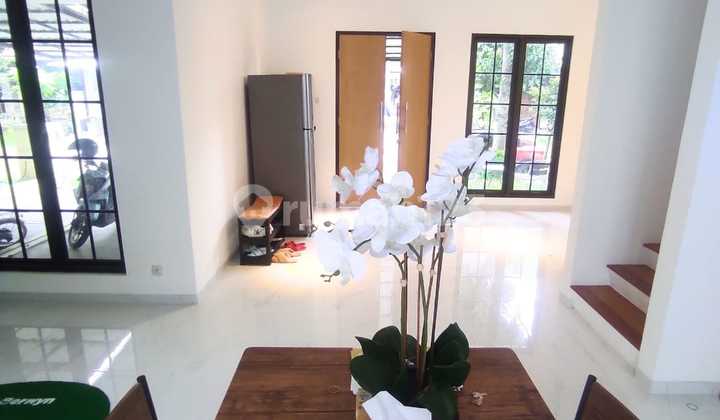 Good Minimalist House Ready to Live In Renovated at Emerald Bintaro Sector 9 2