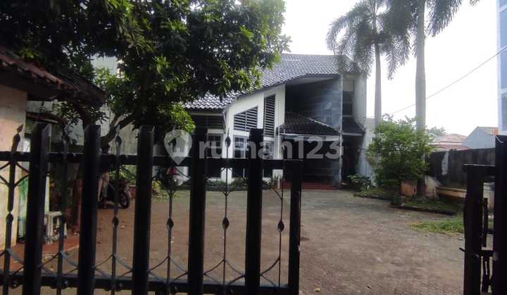 Strategic Location Office Building in Cilandak, South Jakarta Strategic Location Office Building in Cilandak, South Jakarta